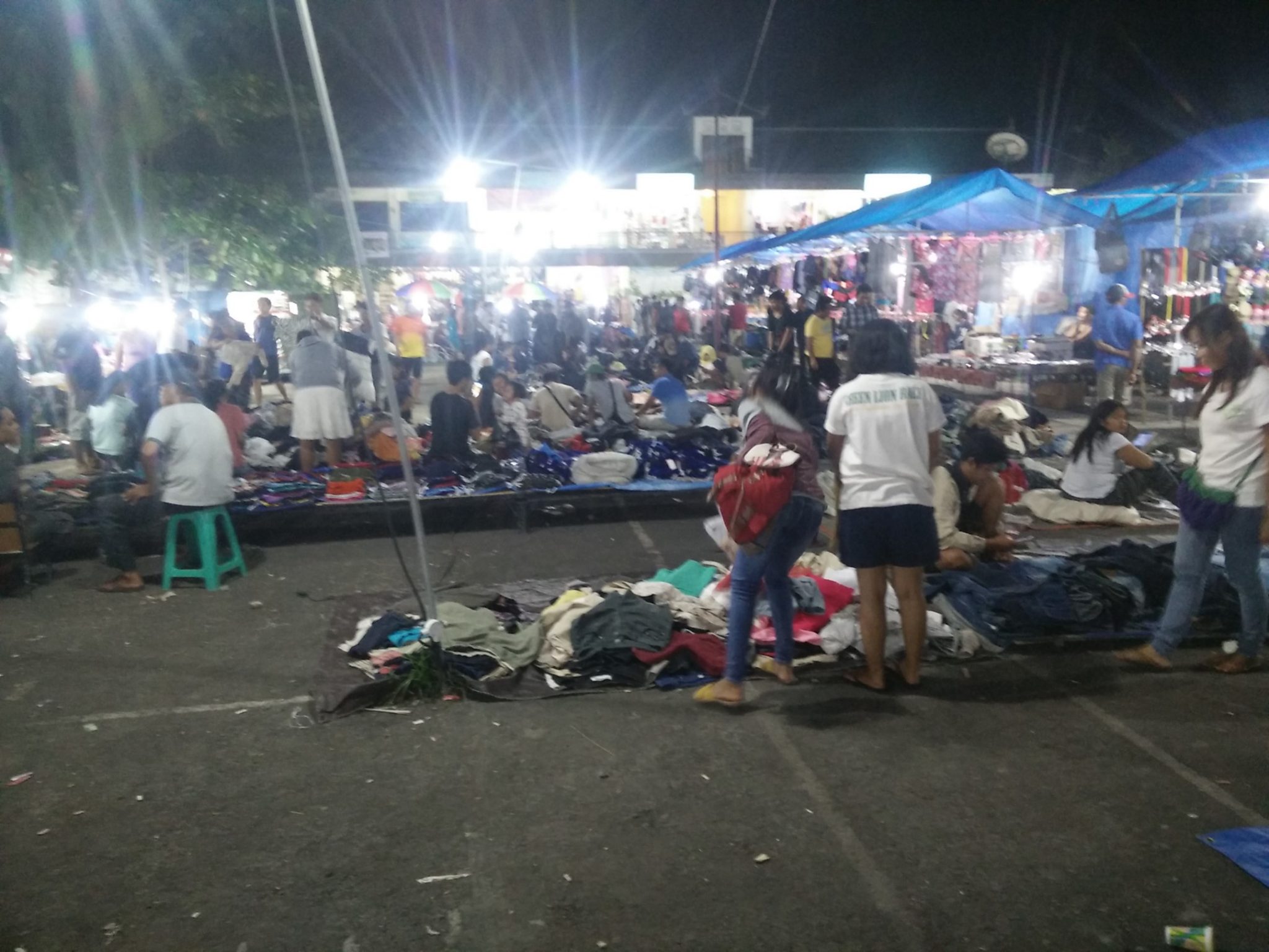 ubud night market bali